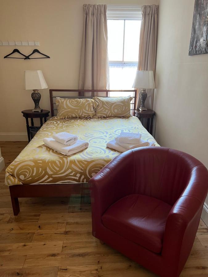 Abbey Canterbury Bagian luar foto